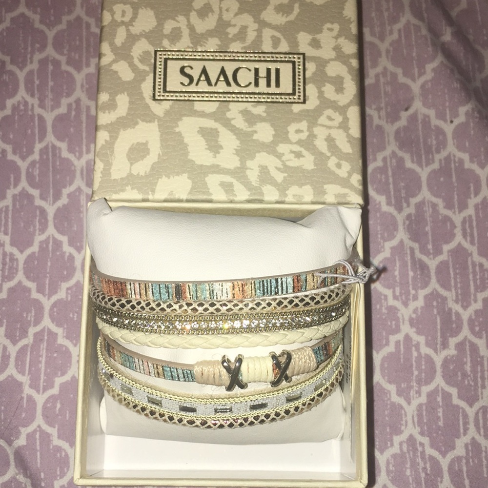 SAACHI Genuine leather stacked bracelet with magnetic clasp NEW in box